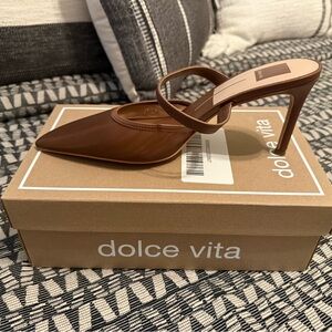 Dolce Vita Brown Heels Elegant and Chic